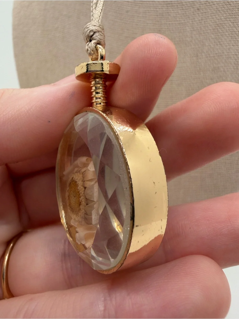 Vintage resin flower corded necklace